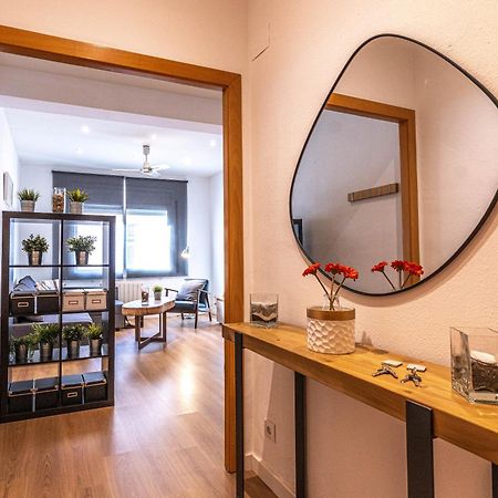 Lindo Apartamento Vila De Gracia Barcelona Luaran gambar